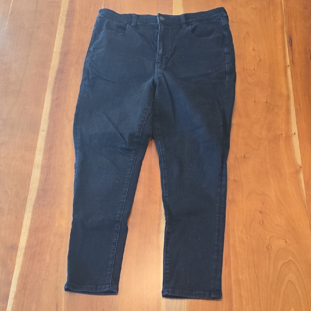 American Eagle Outfitters Dark Blue Ankle Jeans